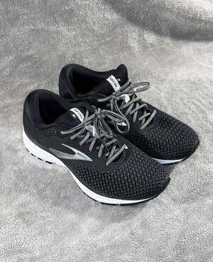 Brooks Women's Revel 2 Black/Silver Running Shoes Sneakers Size 9